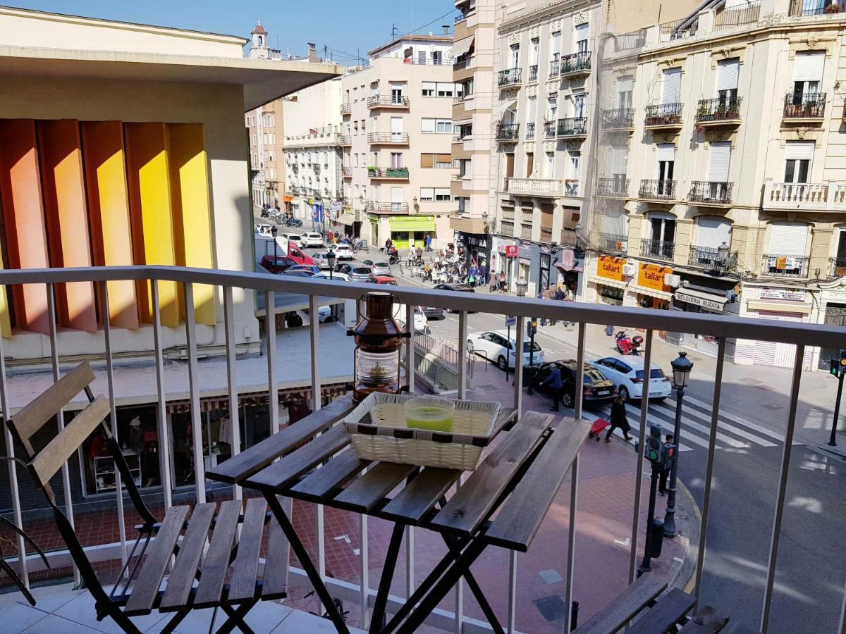 Mercado de Ruzafa. Centro-Wifi Valência Exterior foto